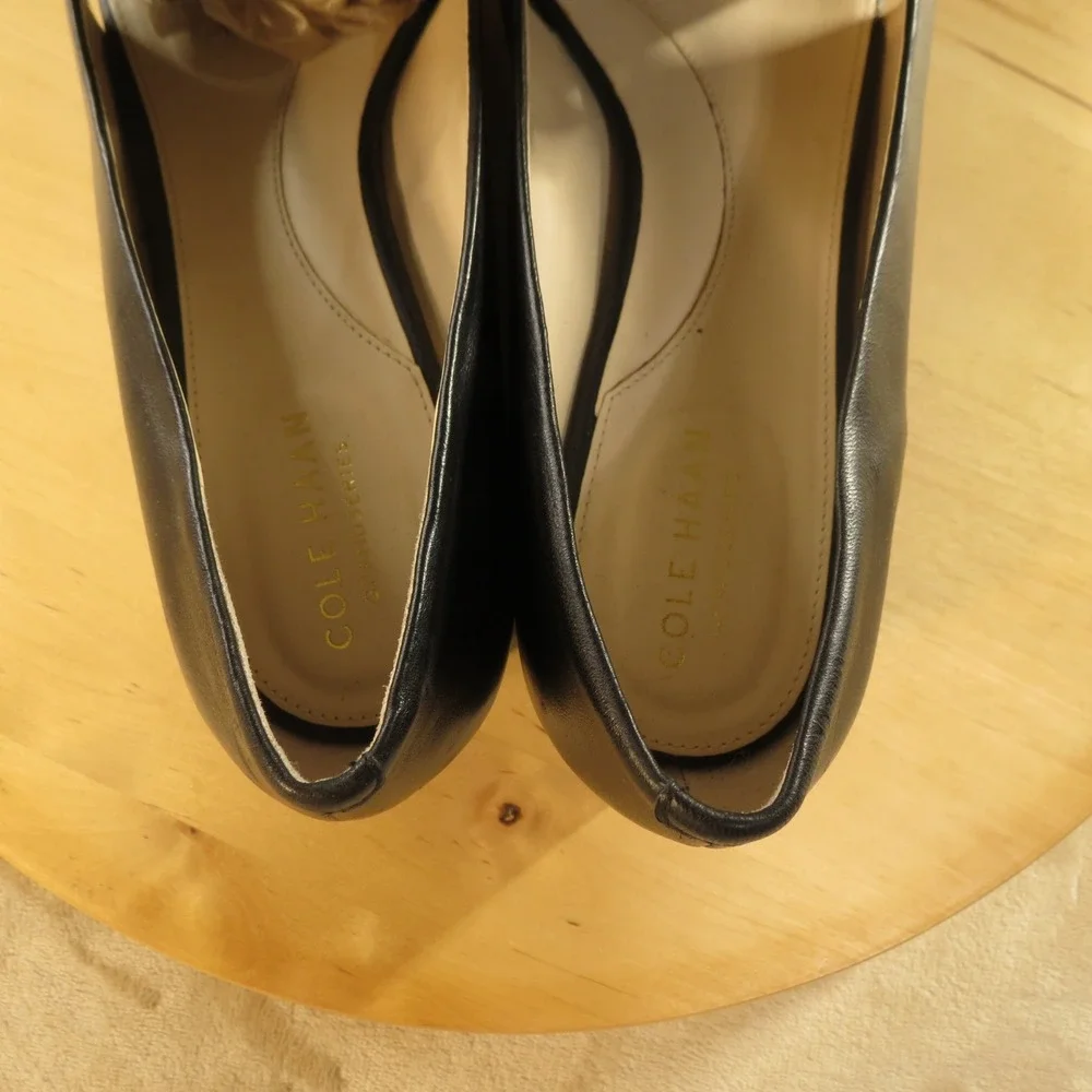 Cole Haan Grand Ambition Loafers Womens 8.5 Black Leather Bow Pointed Toe Flat